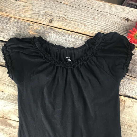 Grace Black Ruffled Neckline Tee - Picture 4 of 10